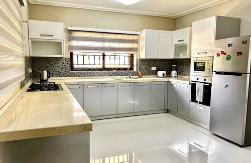 Osu Klottey Villa | Aspen Luxury Villa