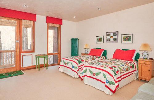 West End Casa | Aspen Meadows Resort 111