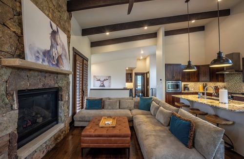 Silverthorne Apartamento | Aspen Sky Lodge - Walk to Clubhouse, Mountain Views
