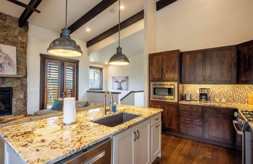 Silverthorne Apartamento | Aspen Sky Lodge - Walk to Clubhouse, Mountain Views