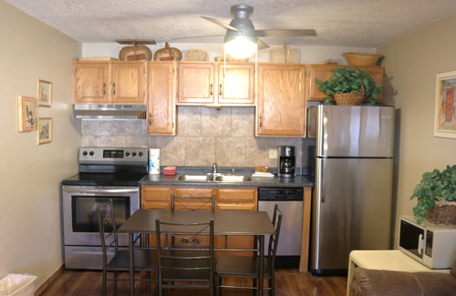 Red River Apartamento | Aspen West Deluxe 3 - In Town - On Main St - Cozy
