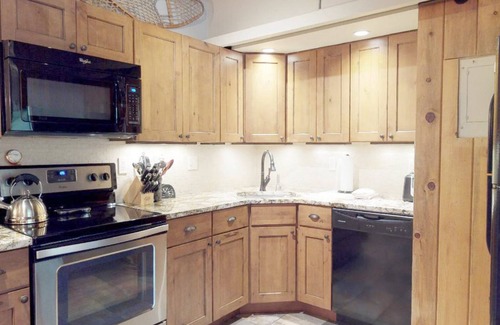 Snowmass Village Condominio | Aspenwood - CoralTree Residence Collection