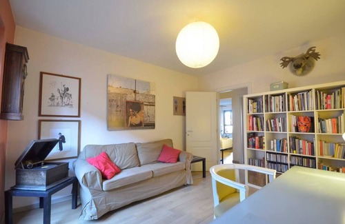 Assago Apartamento | Vrbo Property