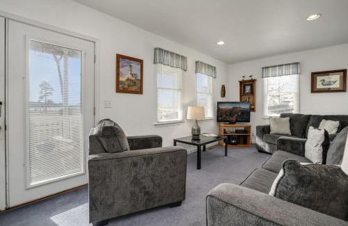 Chincoteague Casa | Assateague Overlook - Water views w/public dock!
