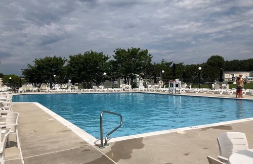 Assateague Pointe Casa | Assateague Pointe 2 br/1 ba 2 outdoor pools -in WOC.