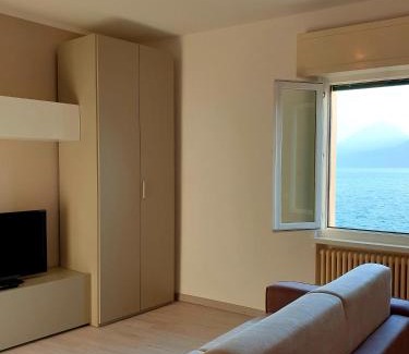 Assenza Apartamento | Assenza Lake Front Sweet Apartment