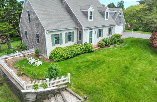 East Orleans Casa | Association Beach less than a Mile away