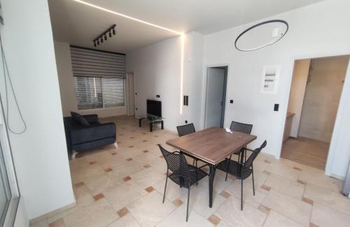 Nikaia-Agios Ioannis Rentis Apartamento | Astak 2