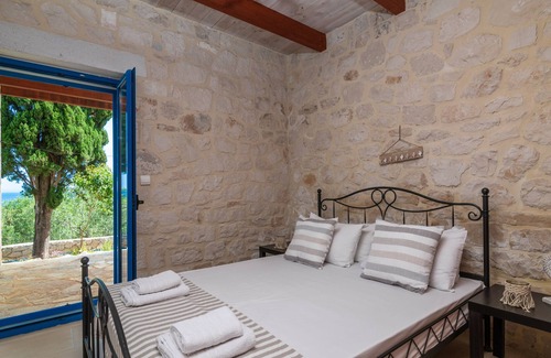 Neromilos Villa | Astarte Villas - Beach Villa Nout