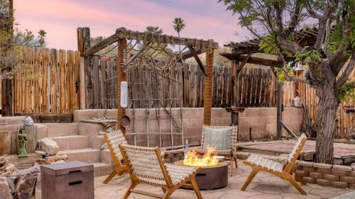 Indian Cove Villa | Asteroid by AvantStay Unique Ranch Retreat Just Outside Joshua Tree Permit: VHR22-094
