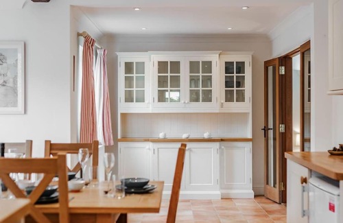 Holt Casa | Astley House - Norfolk Cottage Agency
