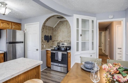 Rochester Casa | 👍 Astonishing Home Mins Away Airport/Dwtn/UofR/RIT