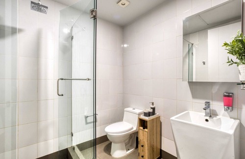 Zona Río Apartamento | Astounding 1BR Apt: Gym+Cinema+Lounge/Games
