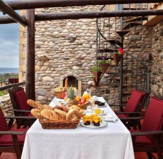 Trochalia Casa | Astrolithos Boutique