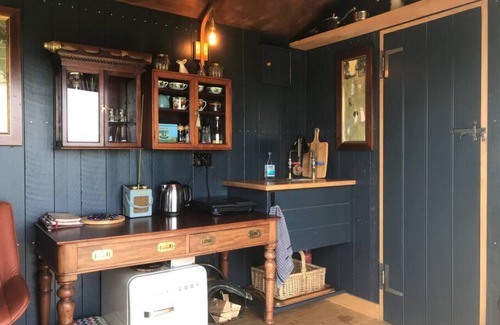 Beaminster Alquiler De RV | Astronomer Hut-glorious views with hot tub