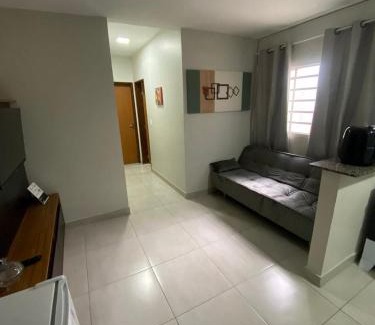 Taguatinga Norte Apartamento | Até 5 Hóspedes, 2Qts, Wi-fi 700Gb, Cozinha Completa, Jr Catito