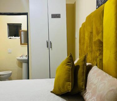 Greater Johannesburg Metropolitan Area Casa | At Blessed BNB
