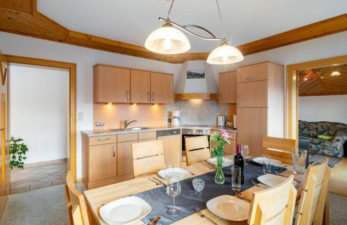 Bruck an der Grossglocknerstrasse Casa | 95 m² Casa rural ∙ 2 habitaciones ∙ 5 personas