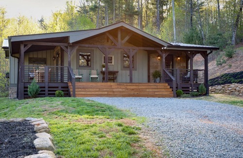 Penrose Cabina | Camina hasta DuPont Forest: nueva cabina diseñada para la relajación y la comodidad.