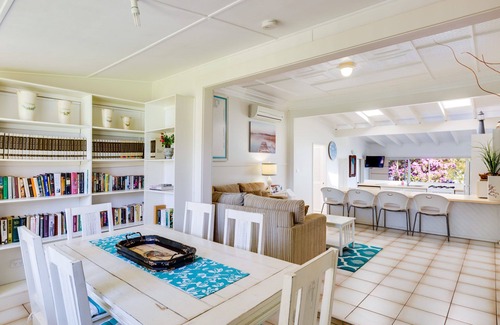 Erowal Bay Casa | At Golden Ponds at Erowal Bay - 4pm Check out Sundays
