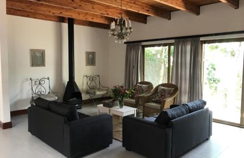 Stellenbosch Casa | At Home in Mostertsdrift