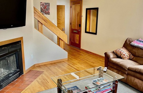 The Gate Casa | At Home in St Louis Pet Friendly