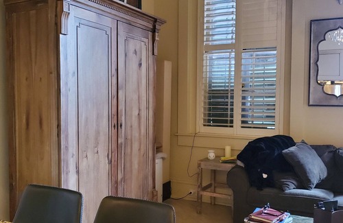 French Quarter Condominio | At Home in the French Quarter - Lots of Charm!