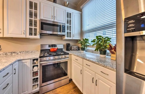 The Gate Casa | At home near Lafayette Square Pet-Friendly