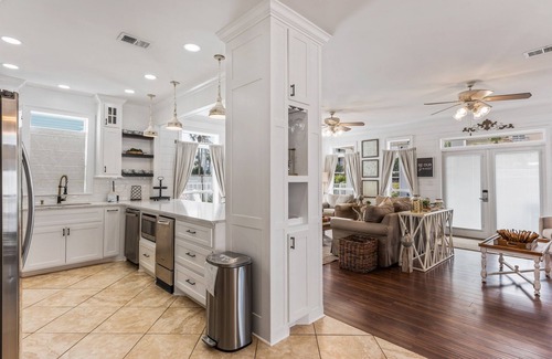 Crystal Shores Casa | At Last | 100' to Beach Access | Close to Shops & Dining | Private Pool