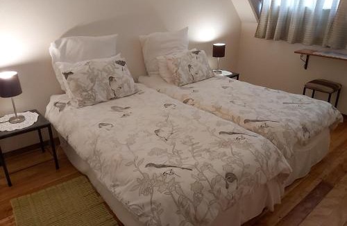 Clarens Apartamento | At Meerkat and Rehoboth Self Catering Lodges, Clarens