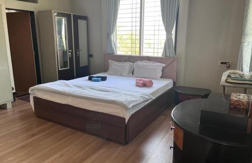 Karve Nagar Apartamento | At par with 5 star hotel.