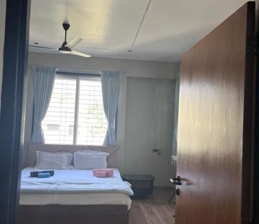 Karve Nagar Apartamento | At par with 5 star hotel.