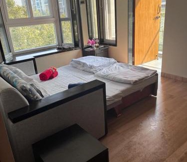 Karve Nagar Apartamento | At par with 5 star hotel.