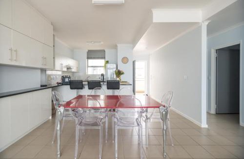 Redhill Apartamento | At the Beach - Muizenberg