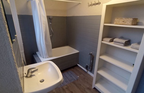 Salins-les-Bains Apartamento | At the spa