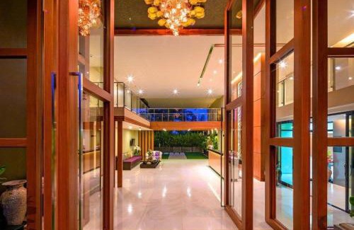 Rawai Hotel | At the tree by fatimah