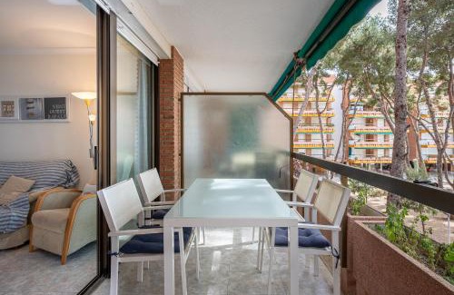 Torredembarra Apartamento | AT080 Pins, comunidad con piscina en 1ra línea de la playa