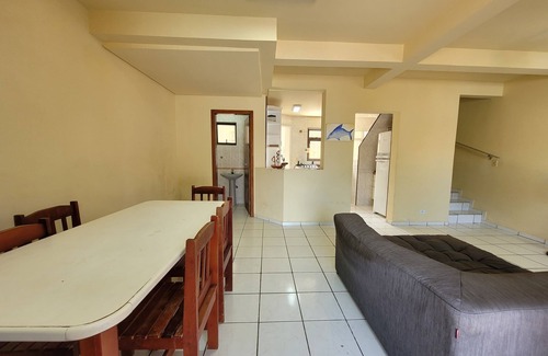 Pontal do Parana Casa | Atami, Cozy house close to the sea with heated pool.