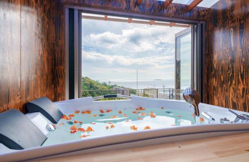 Atami Casa | Atami No 2 - Diamond Yu