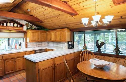 Atascadero Cabina | Atascadero Lodge, Loft & Lounge