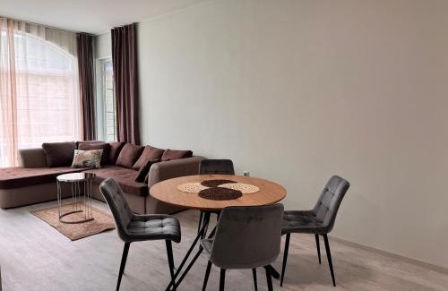 Kavarna Apartamento | ATEA complex with pool next to the beach