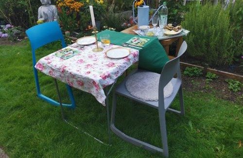 Berg am Laim Otro | Atelier & Gardenhouse Glamping