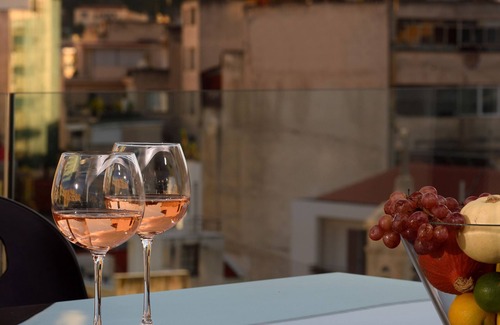 Psirri Apartamento | Vista de la Acrópolis del loft de lujo Ater Albus por K&K