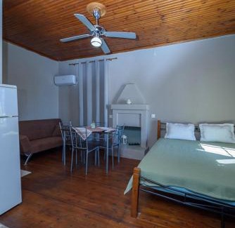 Lefokastron Casa | AtESI HOUSE-LEFOKASTRO