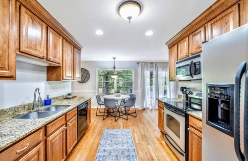 East Cobb Casa | ATH - Walton HS - Ranch - Fenced (Mockingbird)