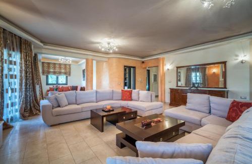 Tsilivi Casa | Athena's Holiday Home - Ideal for large groups, by ZanteWize
