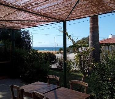 Theologos Apartamento | Atheneon Rhodes
