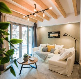 Monastiraki Apartamento | Athenian Living Suites