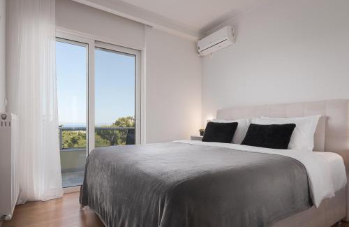 Varkiza Apartamento | Athenian Riviera Sea View Penthouse