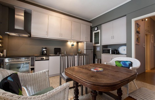 Exarhia Apartamento | Centro de Atenas, apartamento de artista para 4